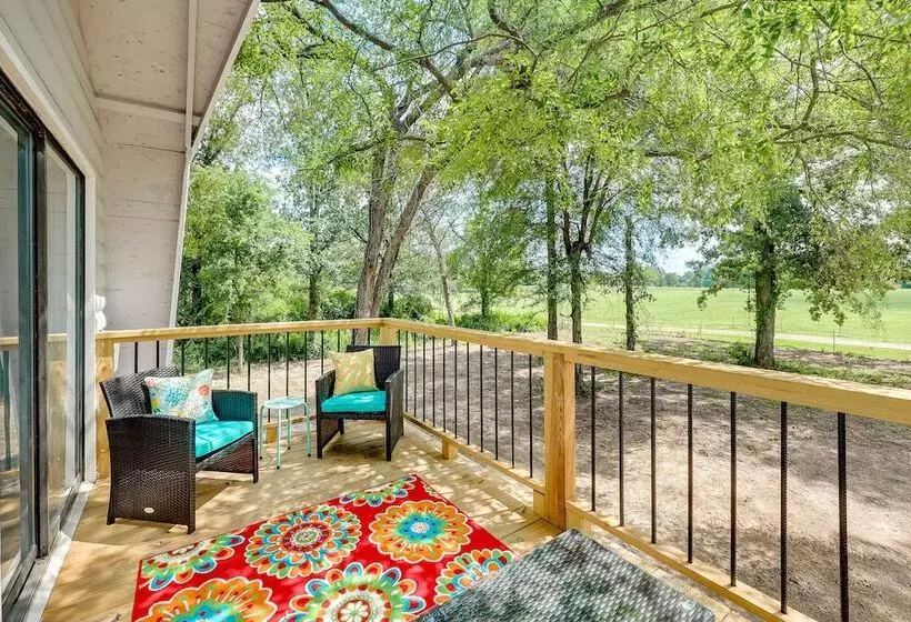 Family Friendly Broken Bow Home W/ Grill!