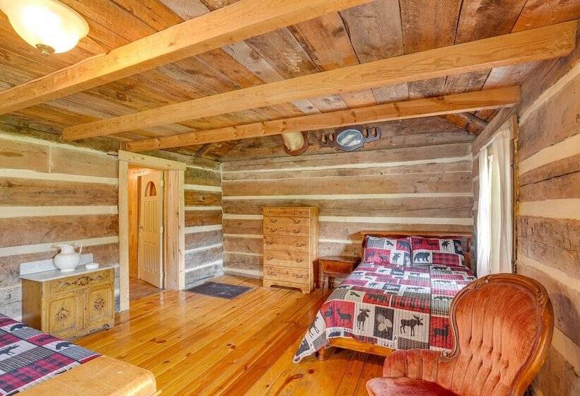 Historic Cabin Retreat ~ 2 Mi To Seneca Rocks!