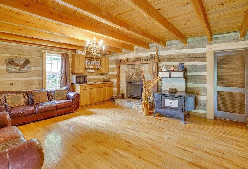Historic Cabin Retreat ~ 2 Mi To Seneca Rocks!