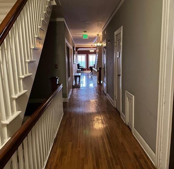 ホテル The Vurpillat