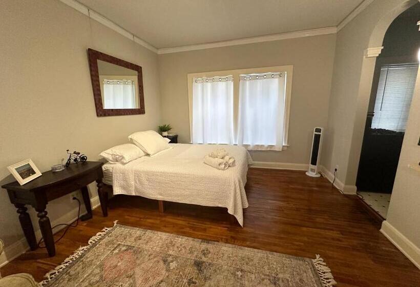 ホテル The Vurpillat