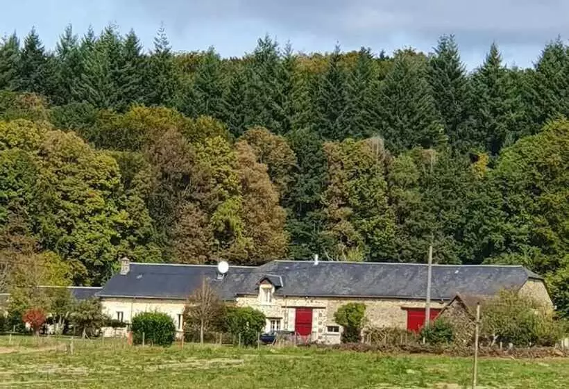 ペンション L Enclos Du Bélier   Gîte & B&b