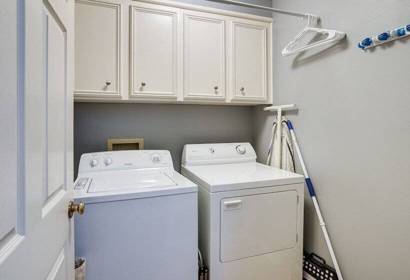 Pet Friendly Bossier City Home Rental: Fenced Yard