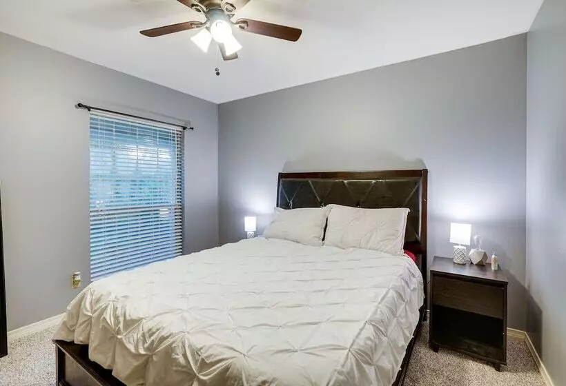 Pet Friendly Bossier City Home Rental: Fenced Yard