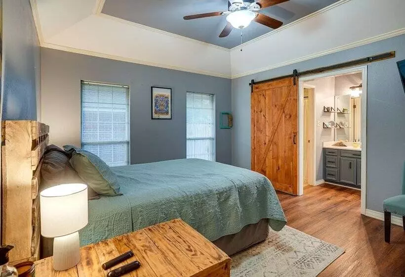 Pet Friendly Bossier City Home Rental: Fenced Yard