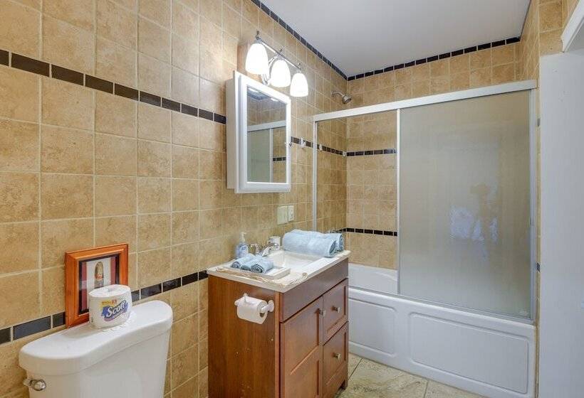 Pet Friendly Claremont Vacation Rental!