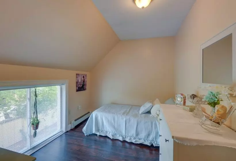 Pet Friendly Claremont Vacation Rental!