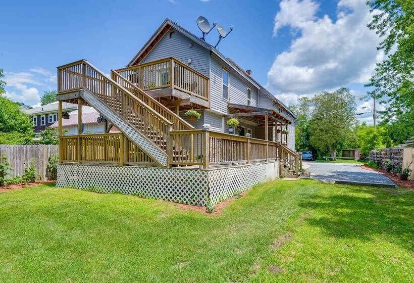 Pet Friendly Claremont Vacation Rental!