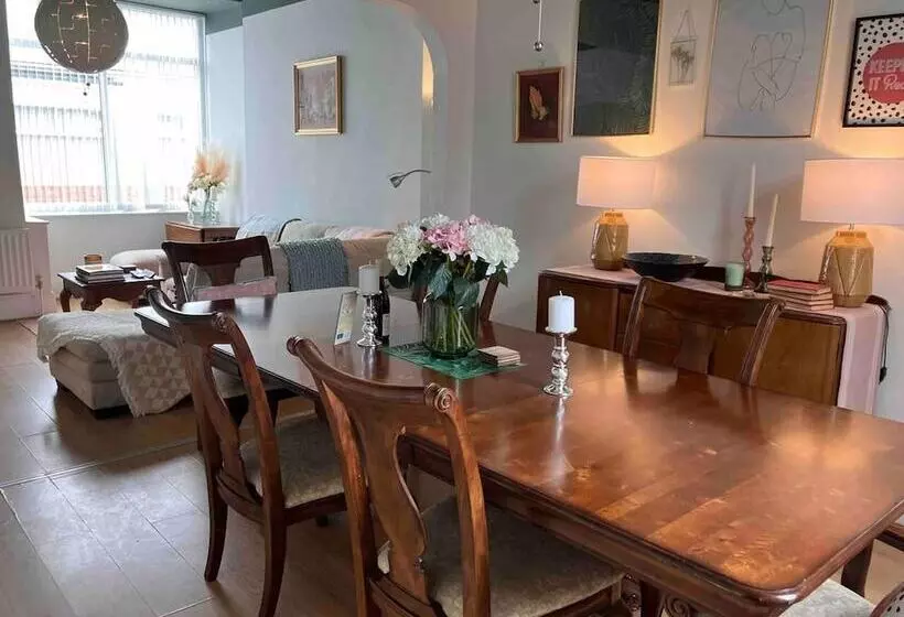 اقامتگاه Inviting 3 Bed House In Sunderland, Wifi, Parking