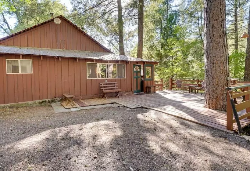 Deck + Al Fresco Dining: Washington Cabin Escape!