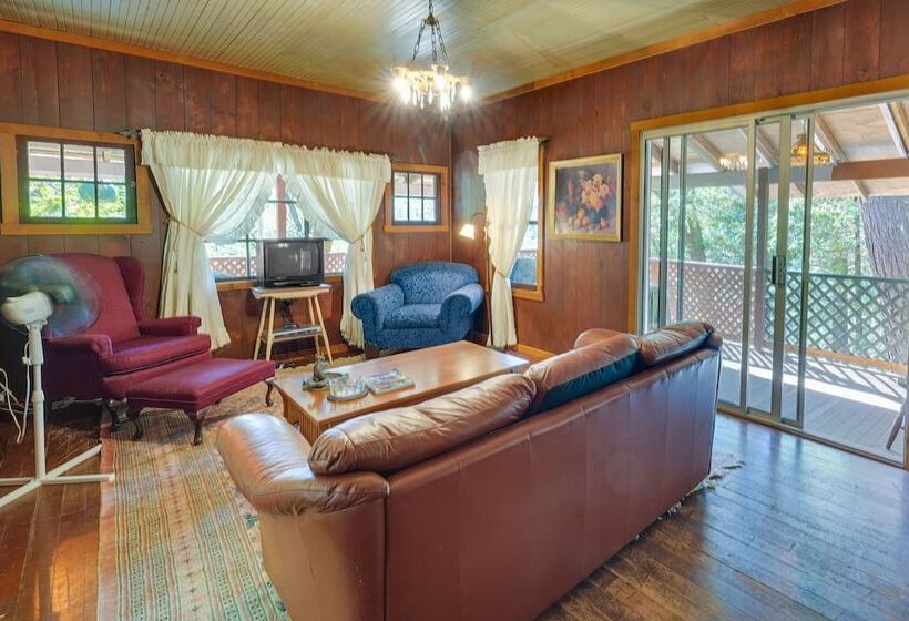 Deck + Al Fresco Dining: Washington Cabin Escape!