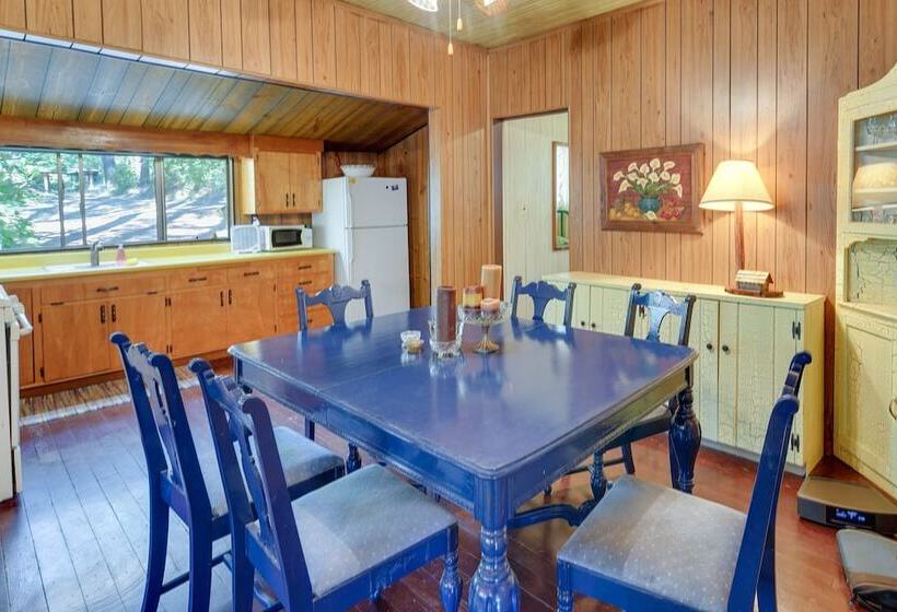 Deck + Al Fresco Dining: Washington Cabin Escape!