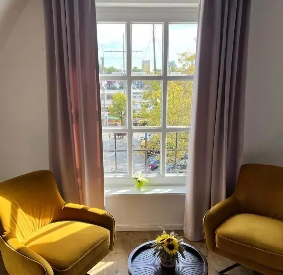 Aamiaismajoitus (B&B) Five Rooms