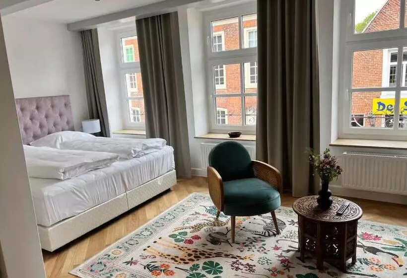 Aamiaismajoitus (B&B) Five Rooms