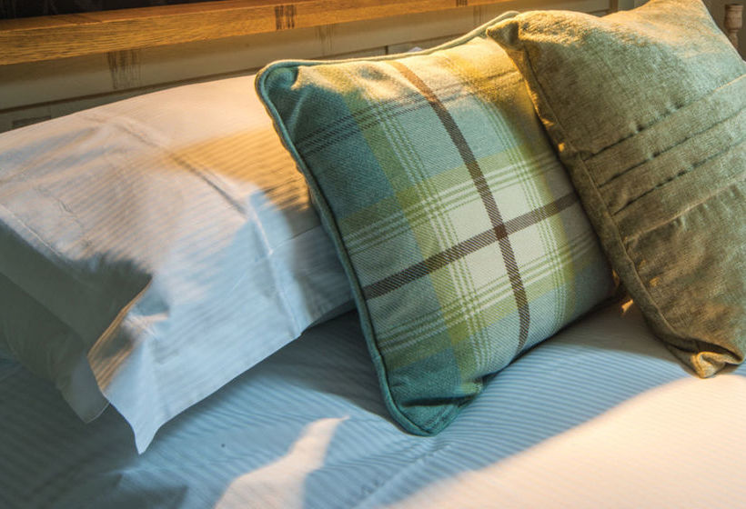 客栈  The White Mare