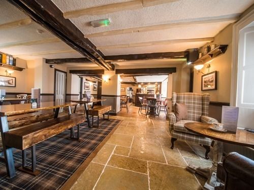 客栈  The White Mare