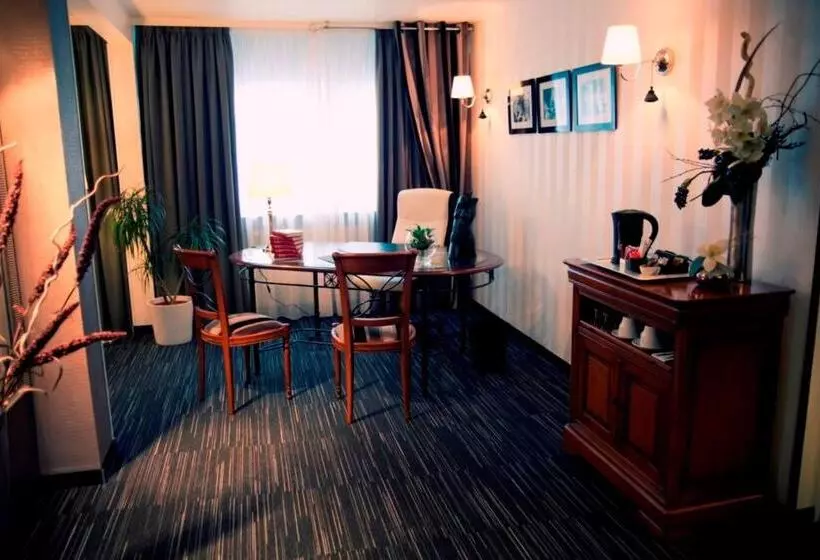 Hotel Dm