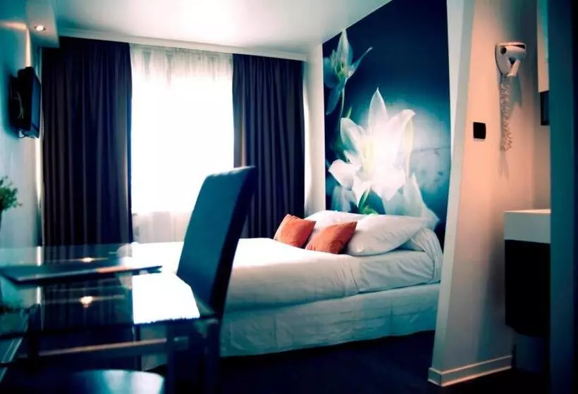 Hotel Dm