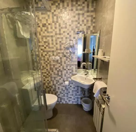 Hotel Dpcristal