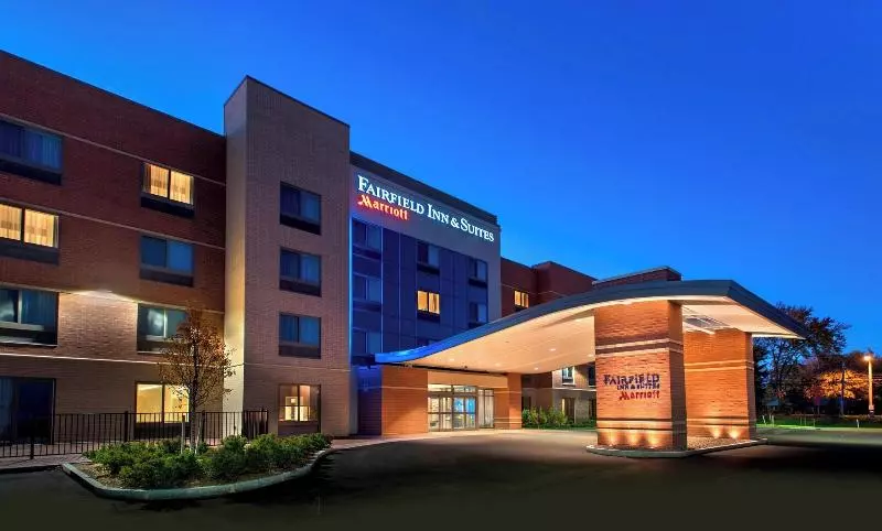 ホテル Fairfield Inn & Suites By Marriott Syracuse Carrier Circle