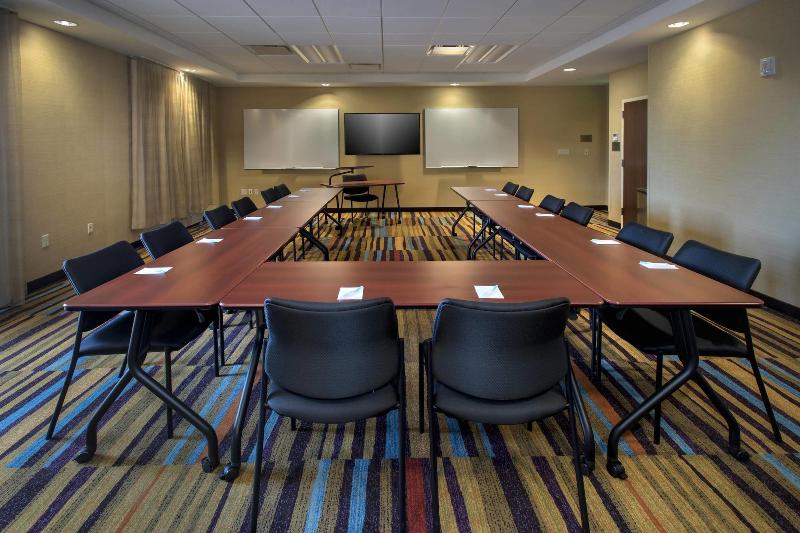 فندق Fairfield Inn & Suites By Marriott Syracuse Carrier Circle