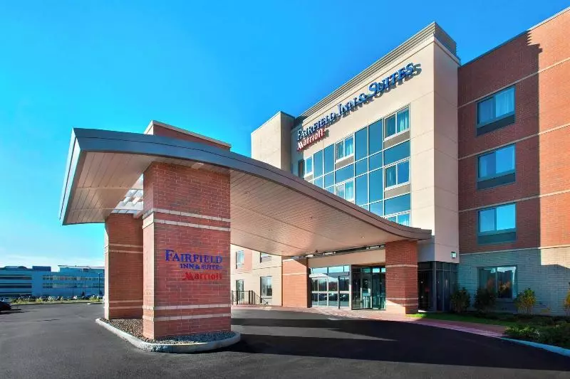 ホテル Fairfield Inn & Suites By Marriott Syracuse Carrier Circle
