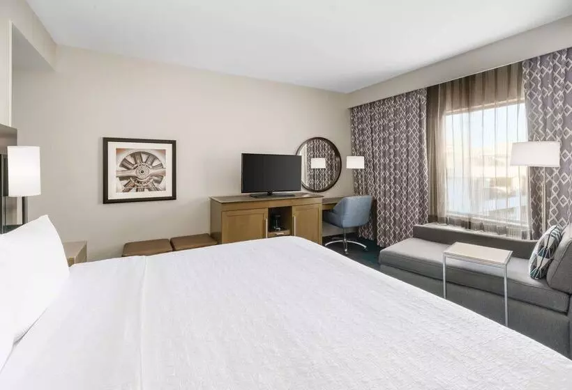 هتل Hampton Inn & Suites Lax El Segundo