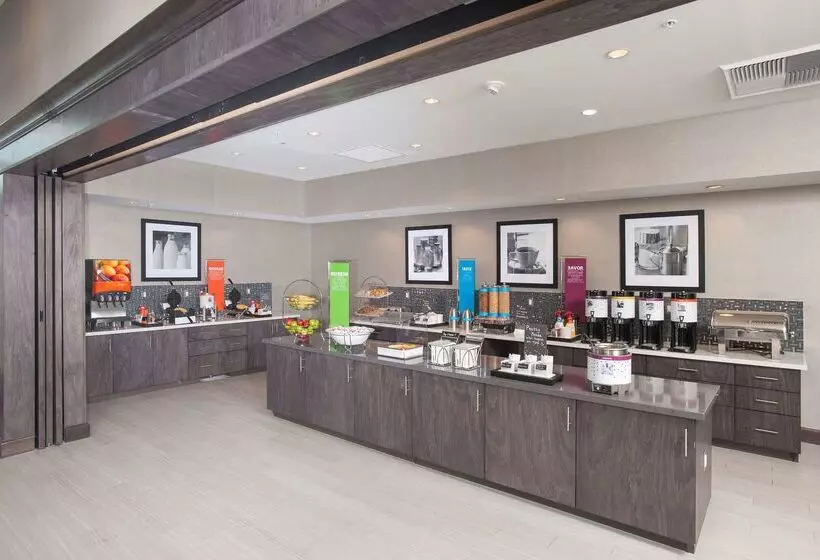 هتل Hampton Inn & Suites Lax El Segundo