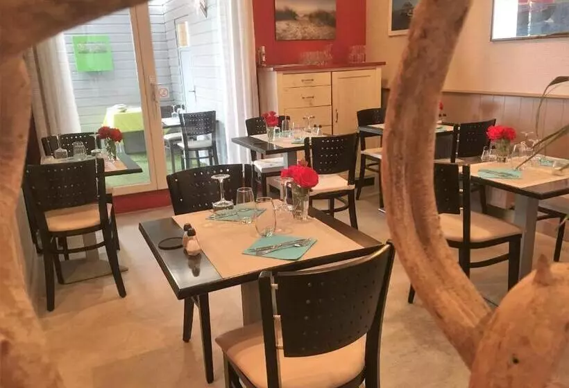 هتل Hôtel Familial L Ostréi