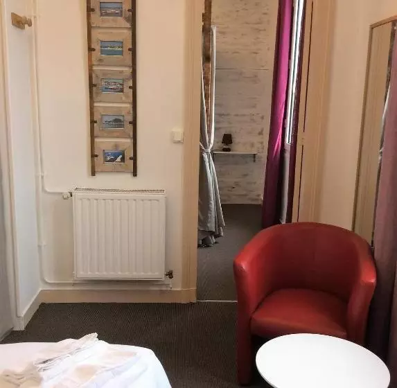 هتل Hôtel Familial L Ostréi