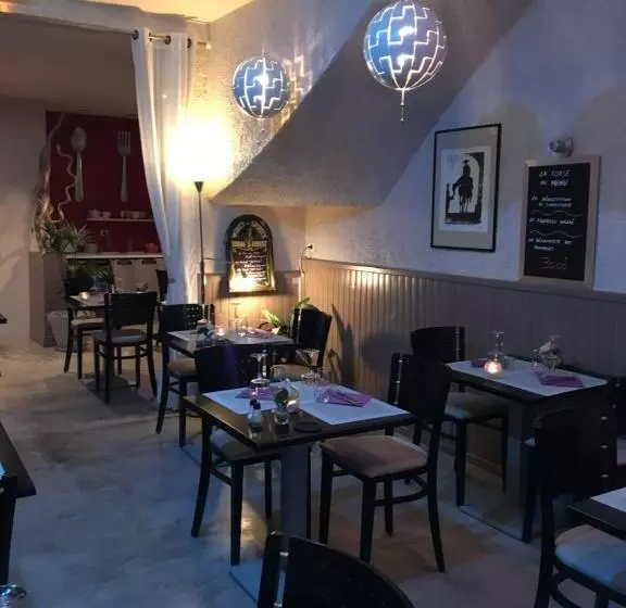 هتل Hôtel Familial L Ostréi