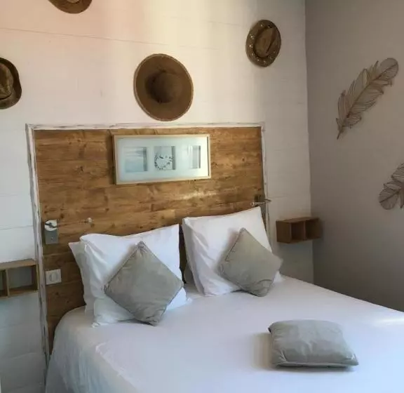 هتل Hôtel Familial L Ostréi