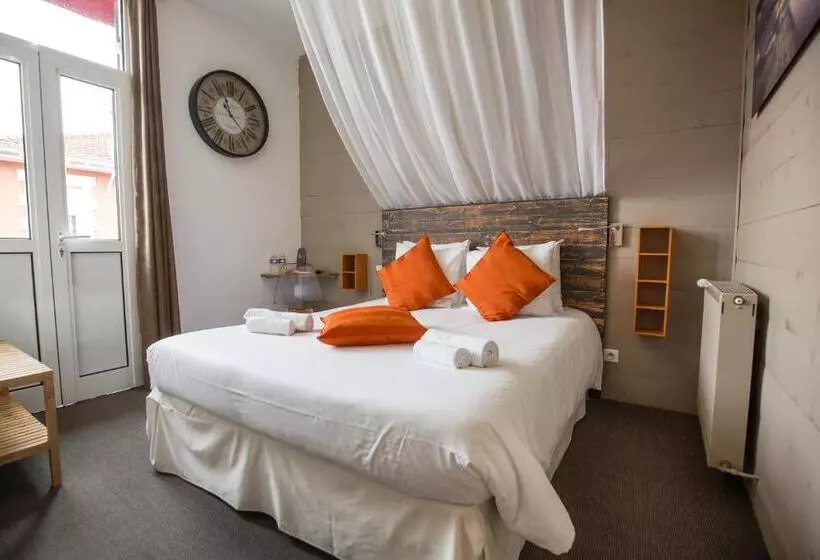 هتل Hôtel Familial L Ostréi