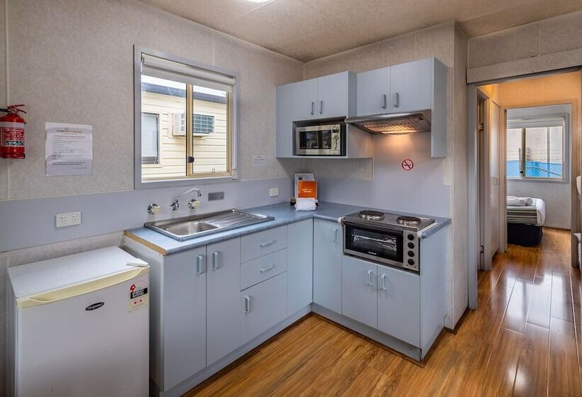 בית מלון כפרי Ingenia Holidays Nepean River