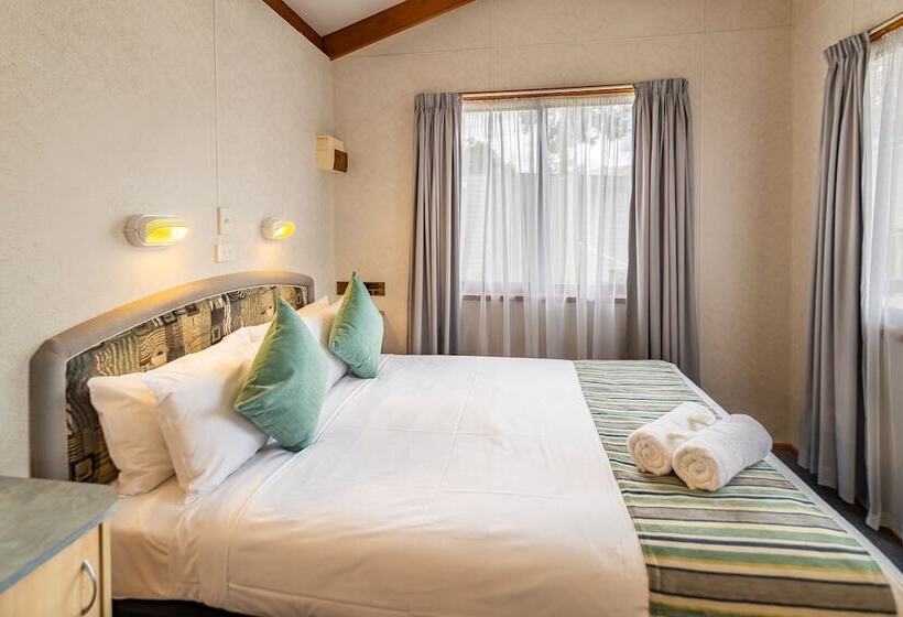 בית מלון כפרי Ingenia Holidays Nepean River