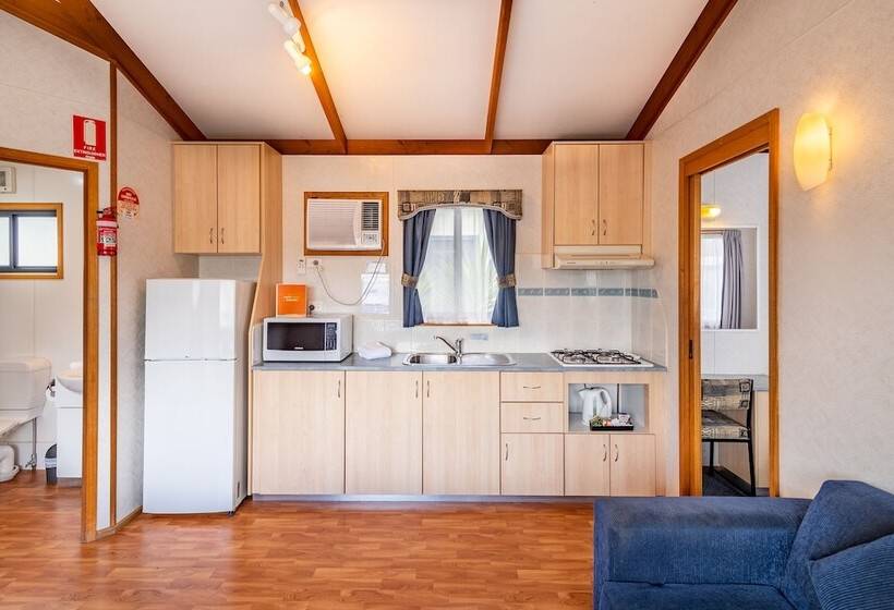 בית מלון כפרי Ingenia Holidays Nepean River