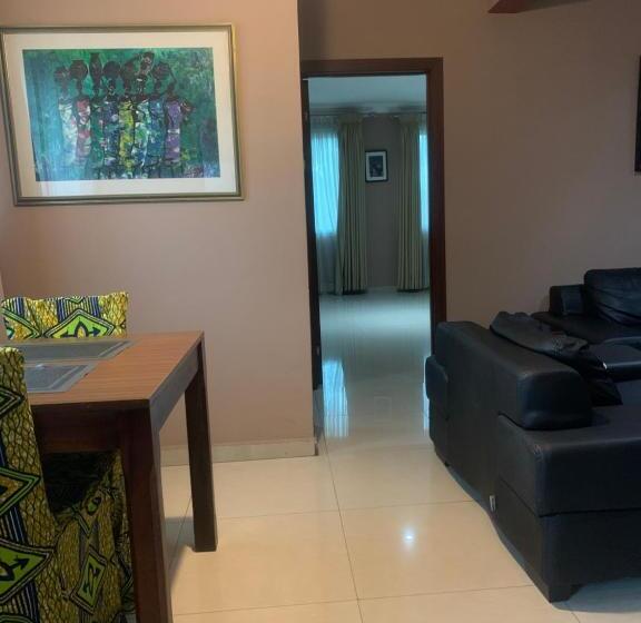 Hotel Manjaro Suites