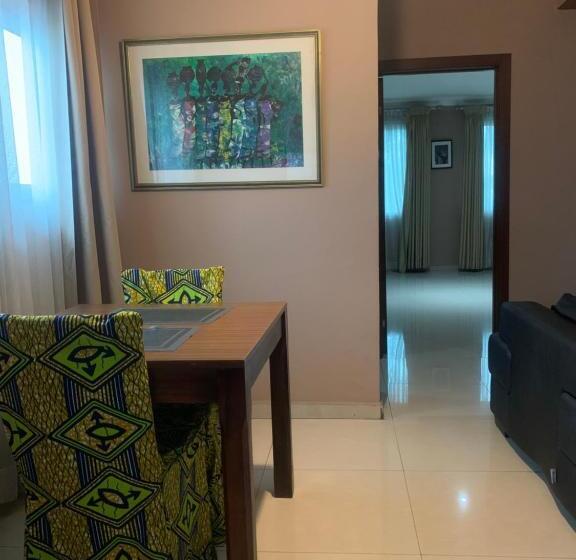 Hotel Manjaro Suites