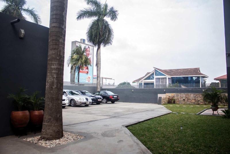 Hotel Manjaro Suites