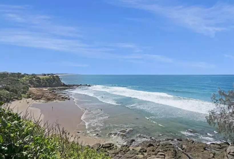 ホテル Pandanus Coolum Beach