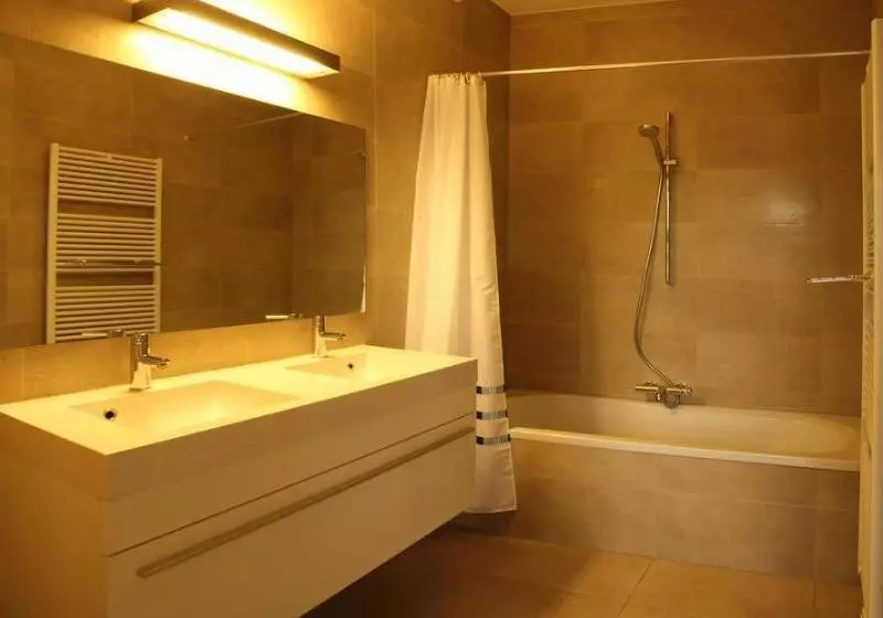 Hotelli Place2stay In Ghent