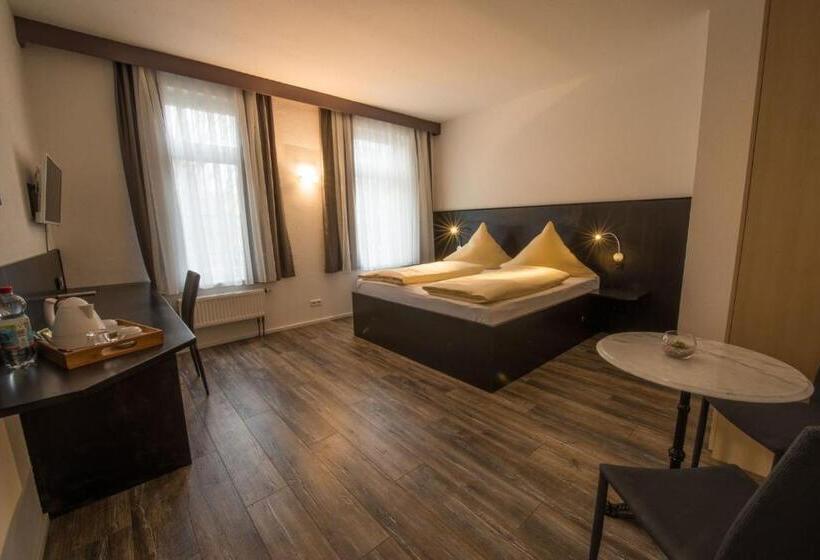 Отель Scheffelhof