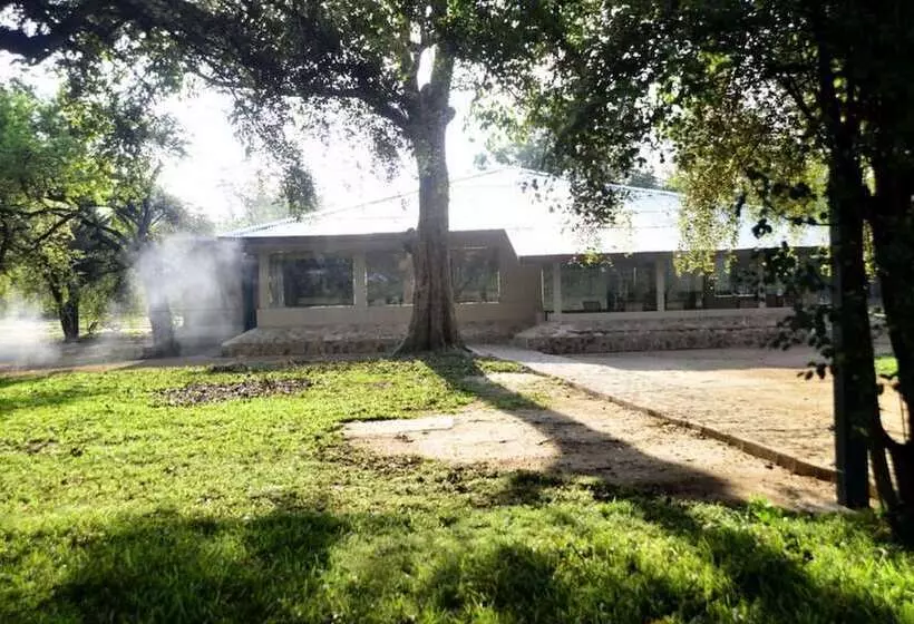 ホテル Yala Crocodile Park