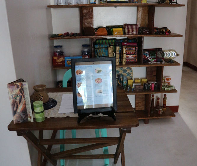 פנסיון Xtravelers Place Palawan