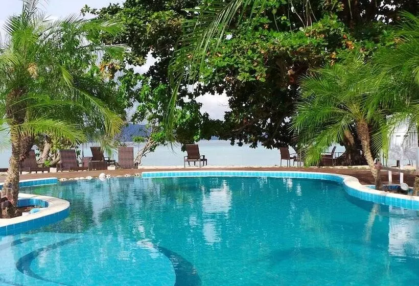 The Reef Resort