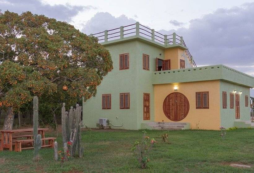 Sea Dragon Three Bedroom Cottage