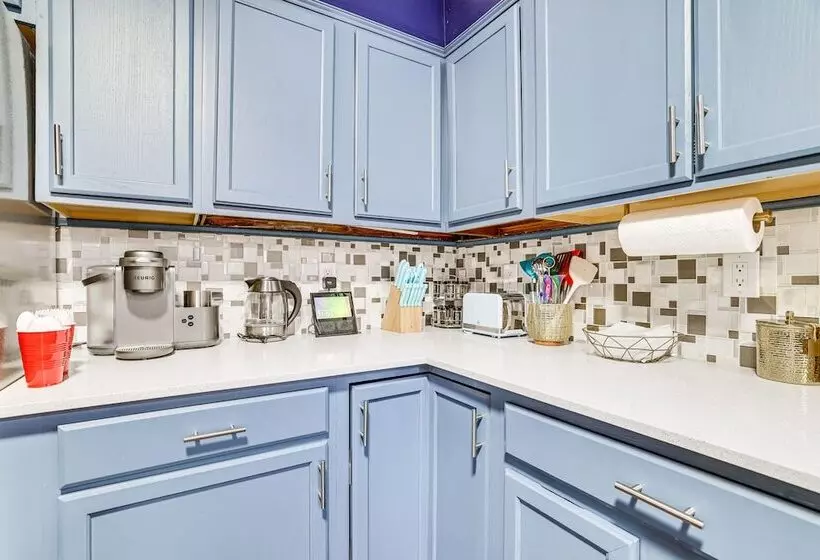 A Time To Remember  Tobyhanna Home W/ Hot Tub!