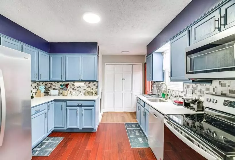 A Time To Remember  Tobyhanna Home W/ Hot Tub!