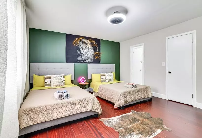 A Time To Remember  Tobyhanna Home W/ Hot Tub!