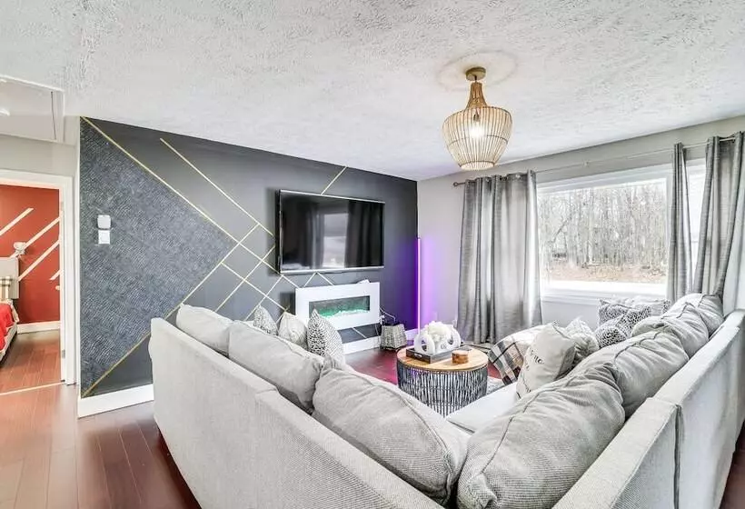 A Time To Remember  Tobyhanna Home W/ Hot Tub!